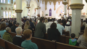 North Texas Catholics join in Pope Francis' peace prayer for Ukraine, Russia
