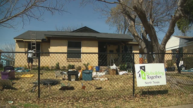 Volunteers work to repair 3 homes in South Dallas