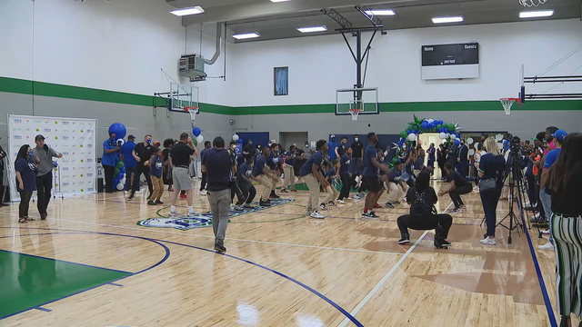 Mavs Foundation provides new gym for Oak Cliff non-profit