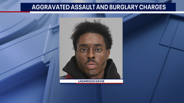 Mesquite man holds victim at gunpoint, fires at officers, police say