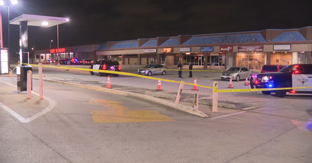 Overnight shooting in Fort Worth leaves 1 dead | FOX 4 Dallas-Fort Worth