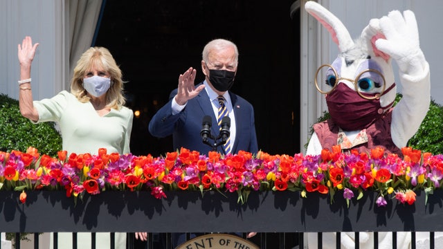 White House Easter Egg Roll returns under rainy skies after 2 year COVID-19 related hiatus