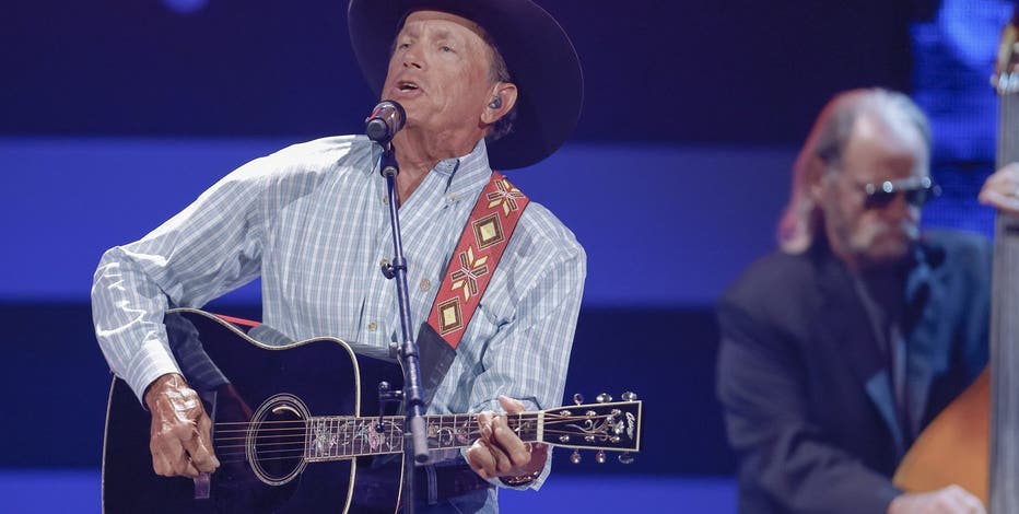 2022.11. 18&19 - GEORGE STRAIT - Dickies Arena