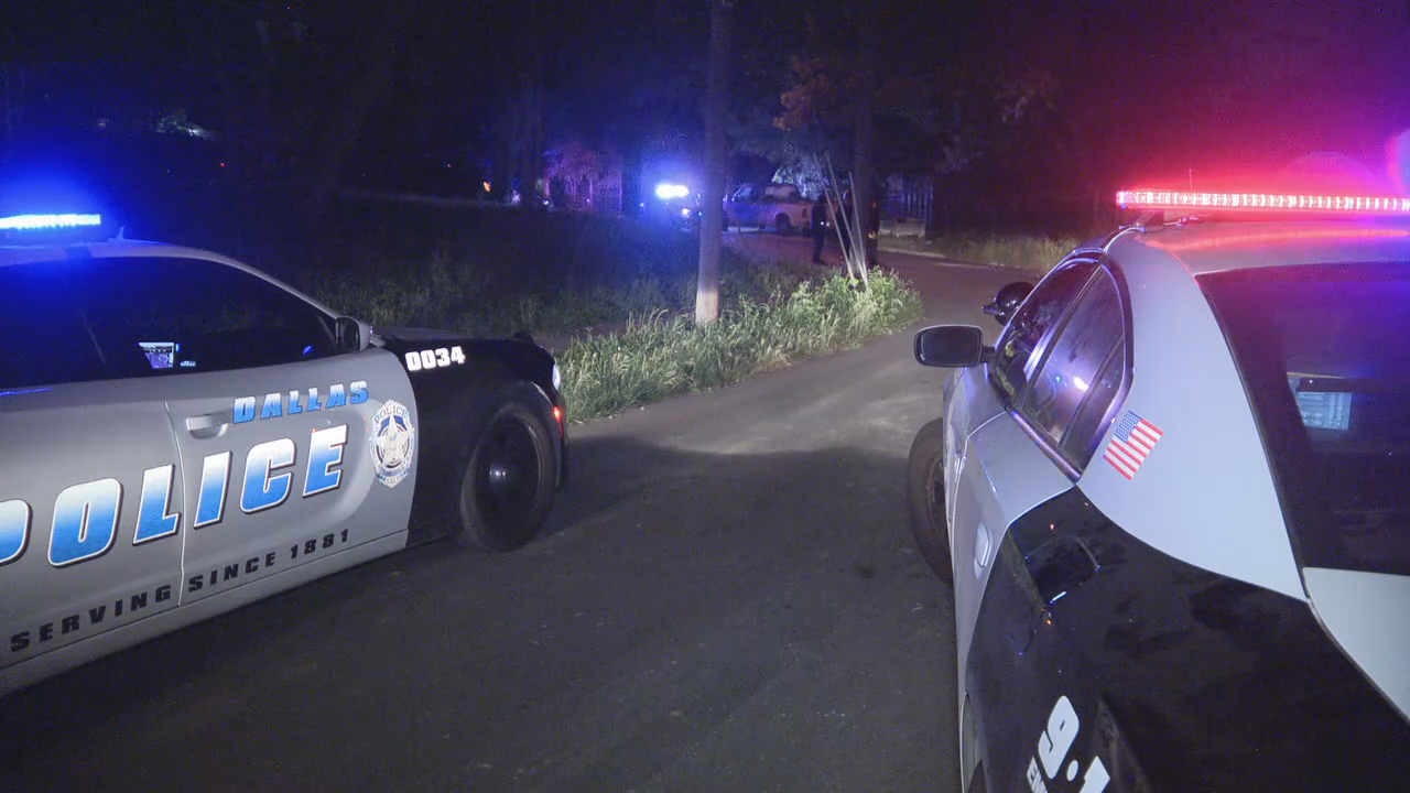 Man found fatally shot in driveway outside Dallas home Man found fatally shot in driveway outside Dallas home