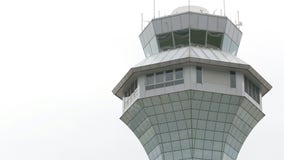 Dallas native air traffic controller turns to DoorDash as shutdown takes toll on pay