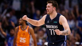 Doncic, Mavs beat Suns to even series 2-2