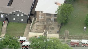 1 dead in north Oak Cliff apartment fire