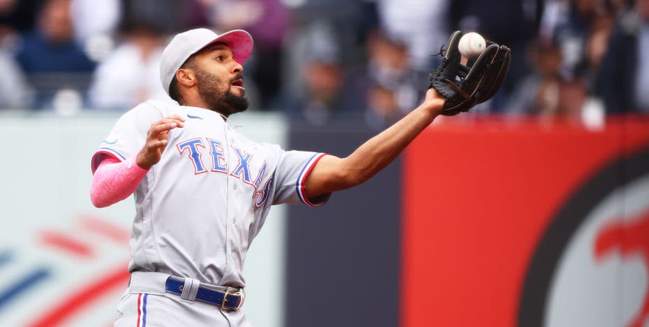 Torres HR in 9th lifts Yanks over Rangers 2-1 in DH opener