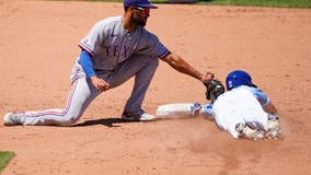 Greinke sharp in 500th career start, Royals beat Rangers 2-1