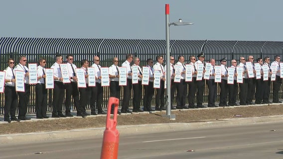 Southwest Airlines pilots picket, say they're tired of being understaffed and overworked