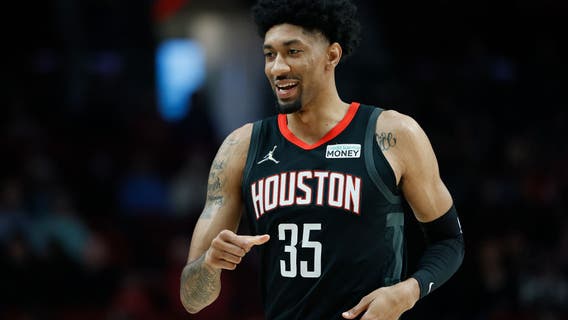 Sources: Mavericks acquire Christian Wood for 4 players