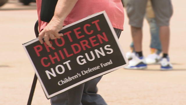 Rally held in Dallas against gun violence as teens are latest murder victims