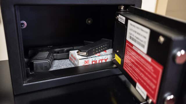 Majority of Texas teachers don't want to be armed, teachers union survey finds