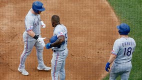 Calhoun 2 HRs, Perez wins 7th straight as Rangers beat Mets