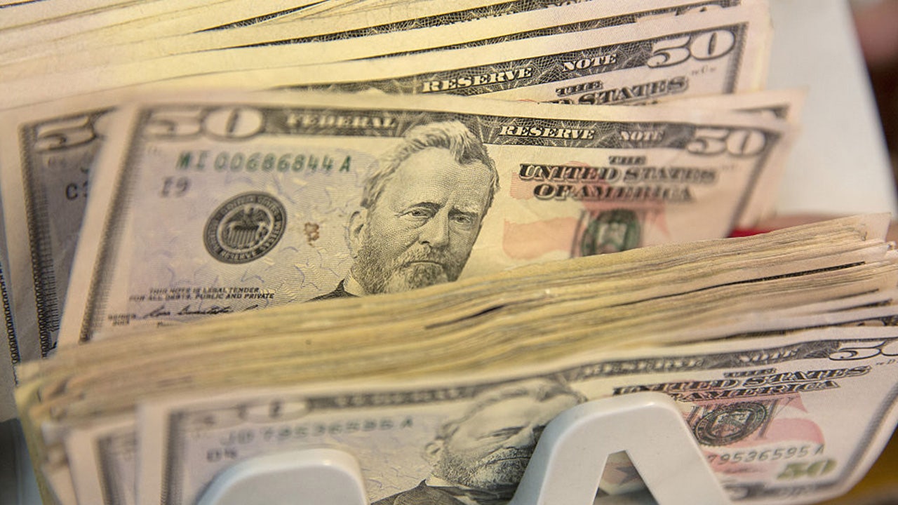 Arlington family used $1.7M in stolen tax refunds to buy luxury car, house in Mississippi: prosecutors