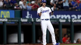 Lowe's 3-run homer helps Rangers over Athletics 10-3