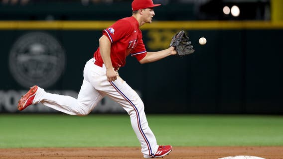 Mariners beat Rangers 6-2