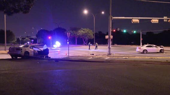 3 hospitalized after crash in Arlington