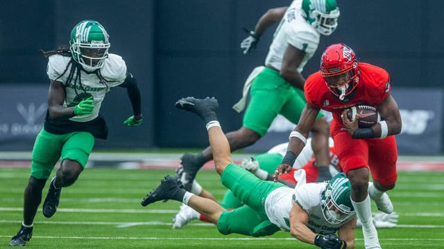 Brumfield, Robbins lead UNLV over North Texas 58-27