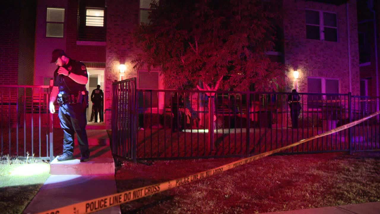 Dallas shooting leaves man critically injured, suspect atlarge FOX 4