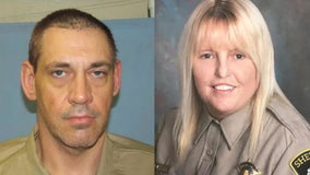 Casey White pleads not guilty to felony murder in death of Alabama corrections officer Vicky White
