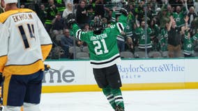 Stars top Predators 5-1 to sweep home-and-home set