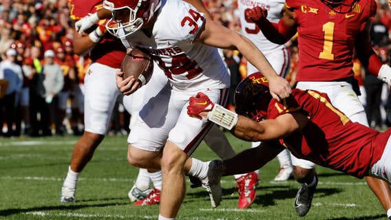 Oklahoma uses trickery, defense to beat Iowa State, 27-13