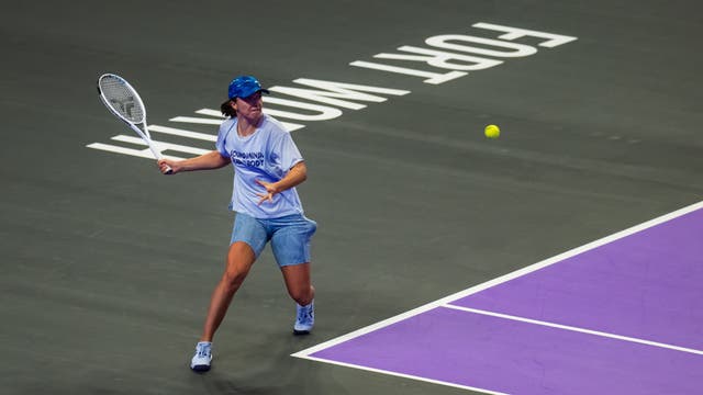 Iga Swiatek is elite of elite at season-ending WTA Finals