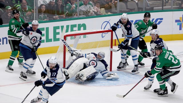 Stars win 4-1 over Jets without Bowness, move to 3-0