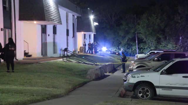 Man hospitalized after shooting in West Oak Cliff