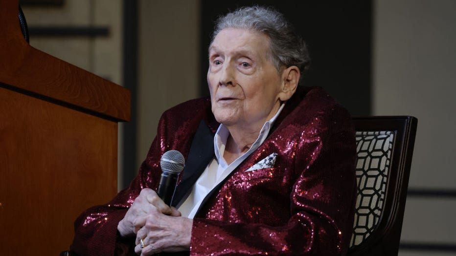 Jerry Lee Lewis, rock 'n' roll legend behind 'Great Balls of Fire,' dies at 87