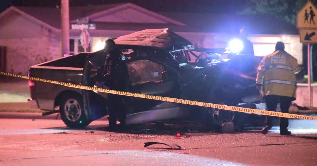 1 dead, 1 critically injured in early morning crash in Dallas | FOX 4 ...