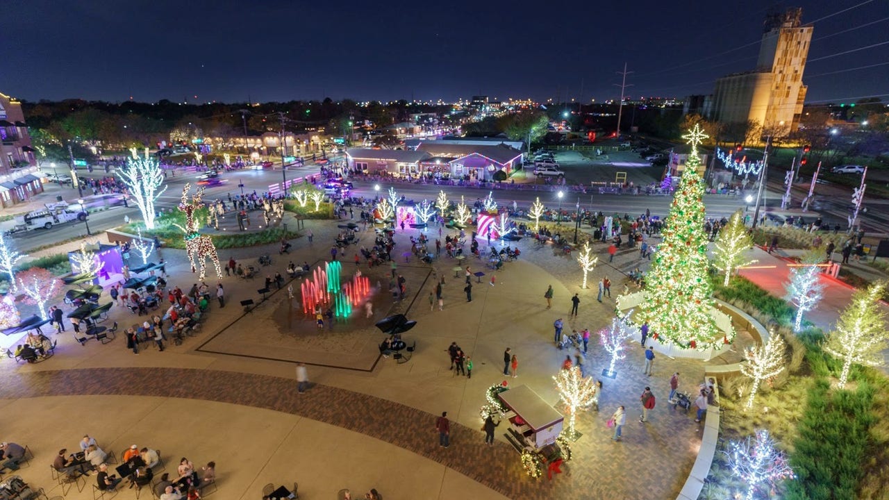 Outdoor Ice Skating Returns for the Holidays in Texas