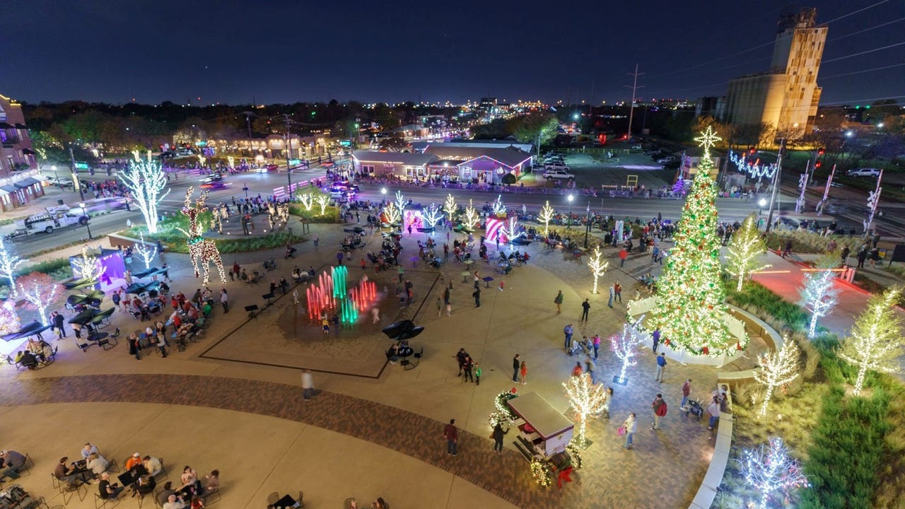 Grapevine To Open Largest Outdoor Ice Skating Rink In North Texas FOX grapevine-to-open-largest-outdoor-ice-skating-rink-in-north-texas-fox