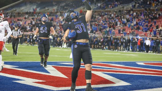 Mordecai's 9 passing TDs send SMU past Houston 77-63