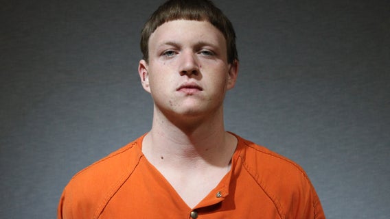 Suspect involved in deadly car chase connected to even more burglaries, including Mesquite auto shop