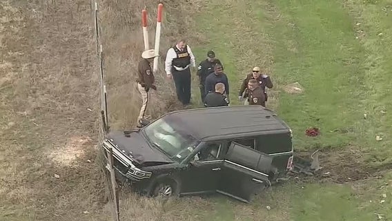 Suspect, police exchange gunfire during high-speed chase