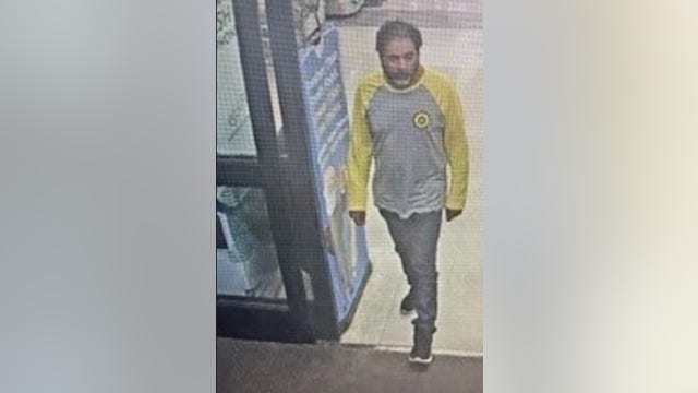 Arlington police searching for murdered woman's boyfriend