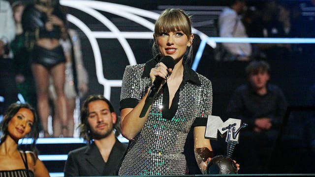 Taylor Swift fans furious after Ticketmaster site struggles with demand for new tour