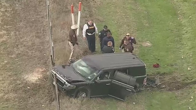 Suspect, police exchange gunfire during high-speed chase