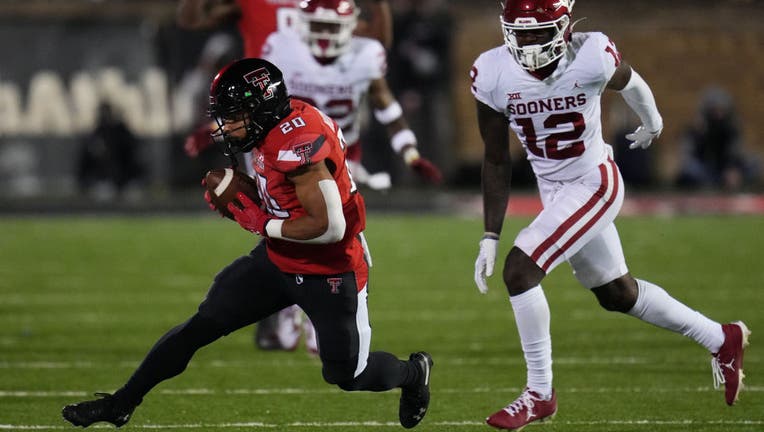 No. 17 Oklahoma upends Texas Tech 41-20 