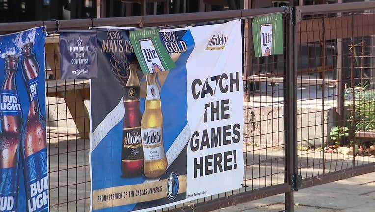 Open alcohol containers banned in Fort Worth entertainment district