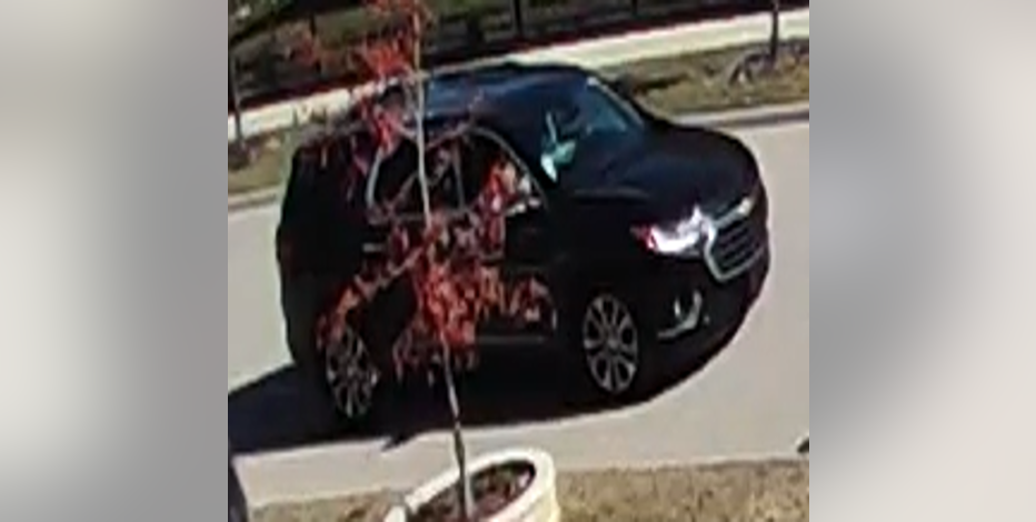 Frisco police searching for suspects in bizarre jewelry thefts