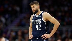 Maxi Kleber tears hamstring, out for unknown period of time