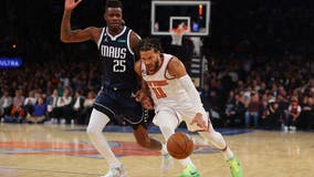 Mavs rain threes in 121-100 win against Brunson, Knicks