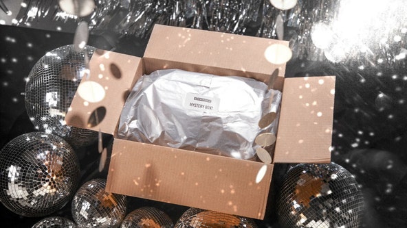 Chipotle selling 'mystery boxes' with fan merchandise, hidden $500 gift cards