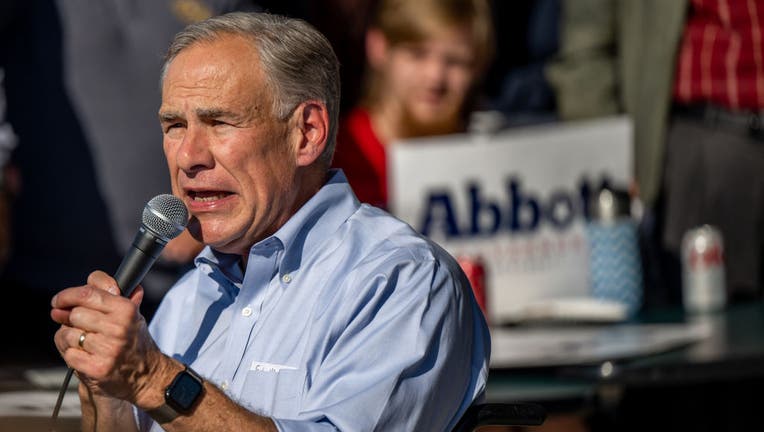 3b42ff0c-dd60a1b6-Texas Governor Abbott Campaigns For Re-Election Outside Houston