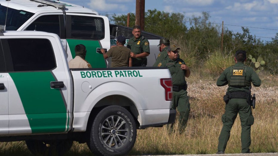 Border-Patrol-agents-1.jpg