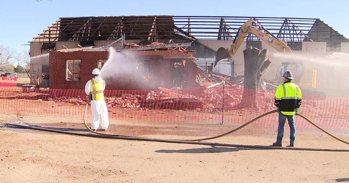 Demolition begins on Dallas building deemed one of the 'most ...