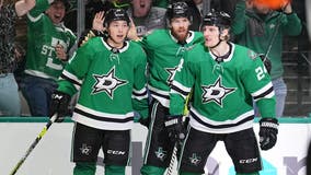 All-Star Robertson scores two goals, Stars top Panthers 5-1